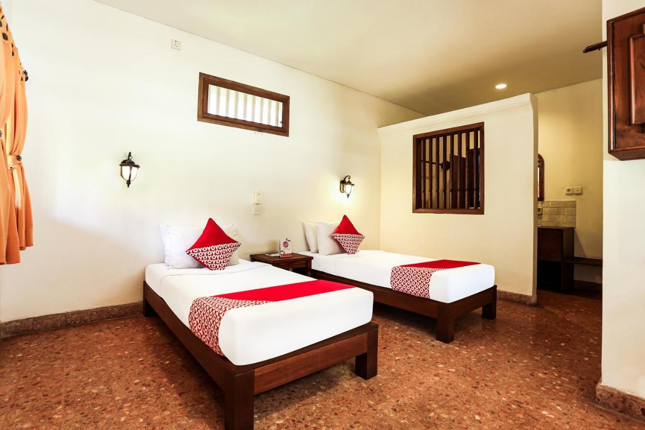 Oyo 90893 Mimpi Bungalows Kuta Lombok Exterior foto